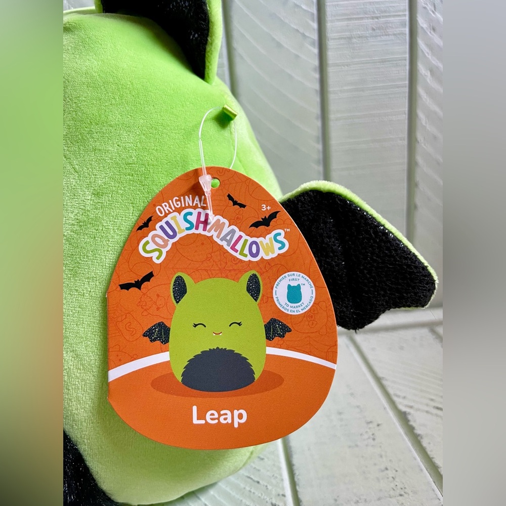 Squishmallow Halloween Leap The Bright Green Bat 8” Plush Toy Collectible NWT - Picture 2 of 6